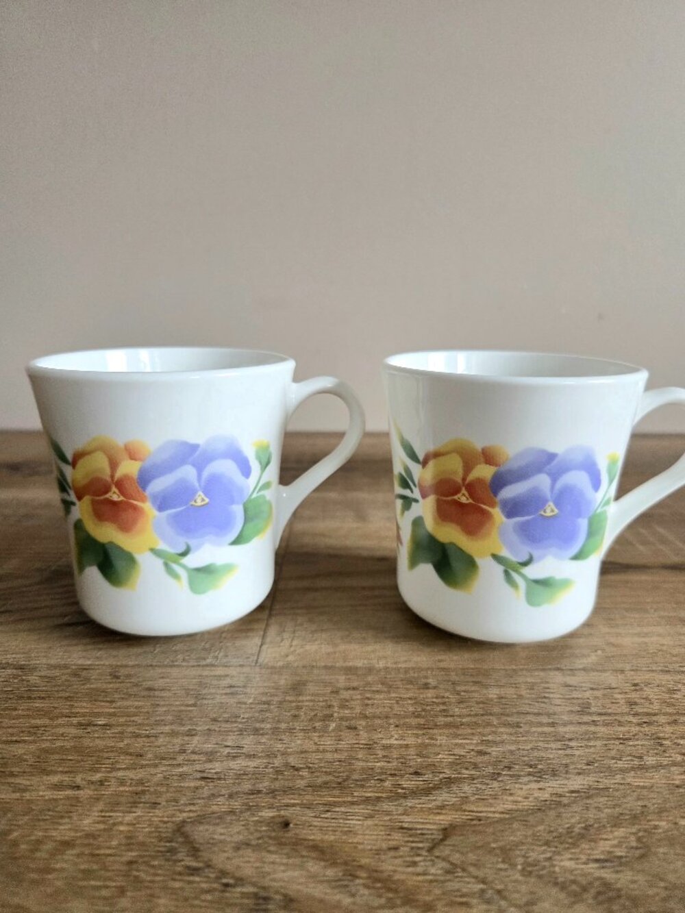 2 Vintage Corelle Corning Summer Blush Pattern Coffee/Tea Mugs